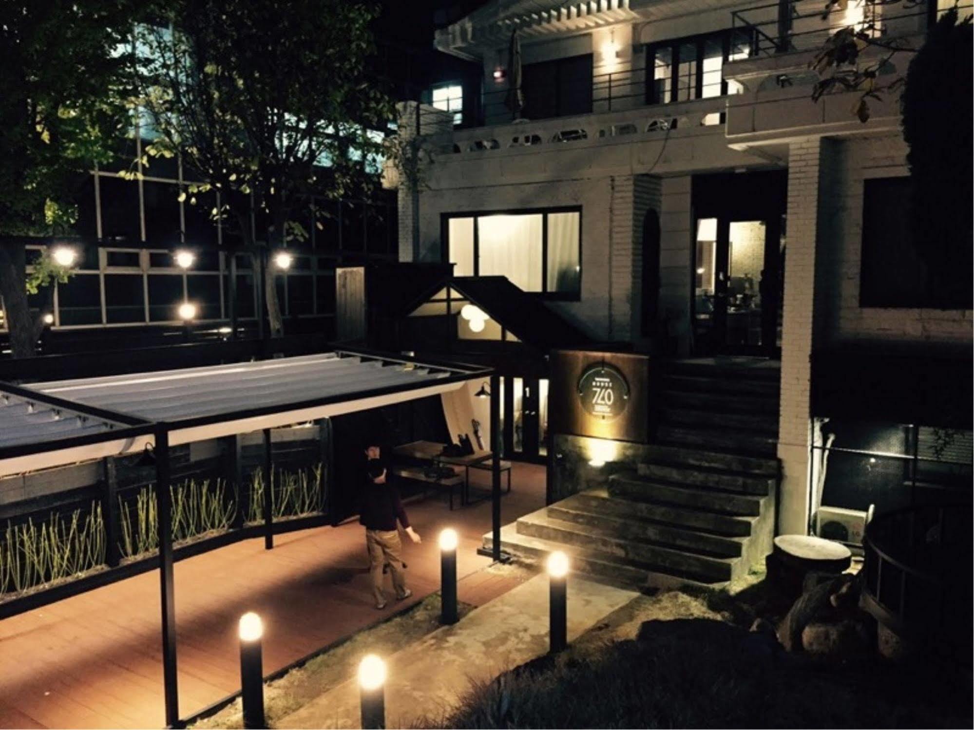 House 740 Vandrehjem Seoul Eksteriør billede